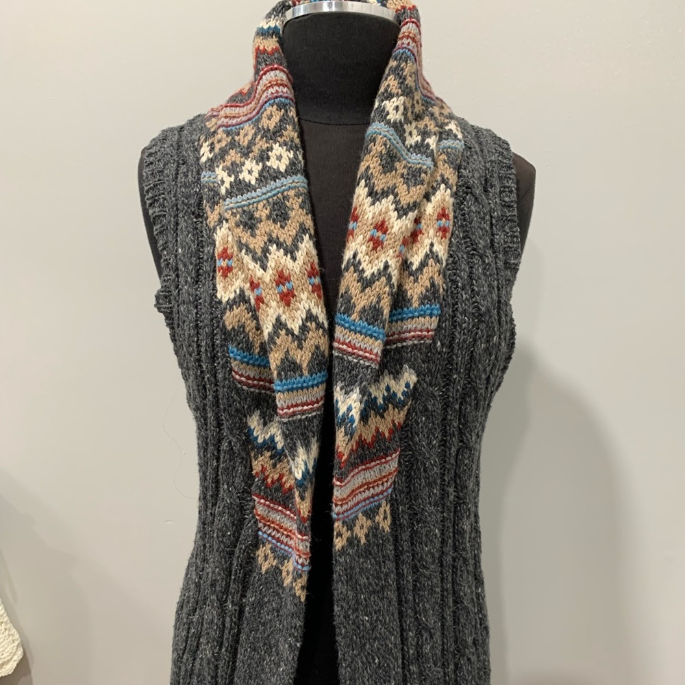Hollister gray sweater vest size M/L